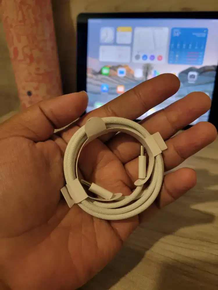 Kabel charger iphone 15 C to C