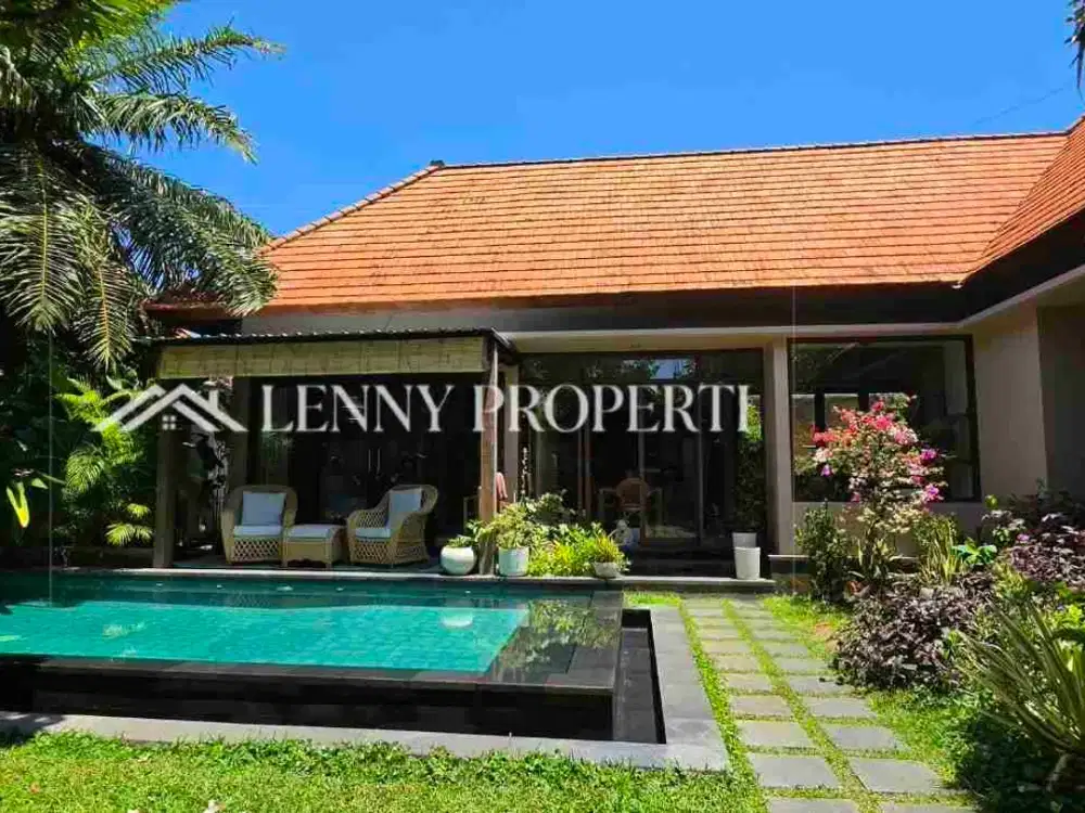 Three Bedrooms  Villa For Rent Monthly in Westside Sanur