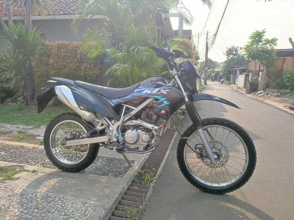 KAWASAKI KLX 150 TAHUN 2017 PLAT TANGSEL