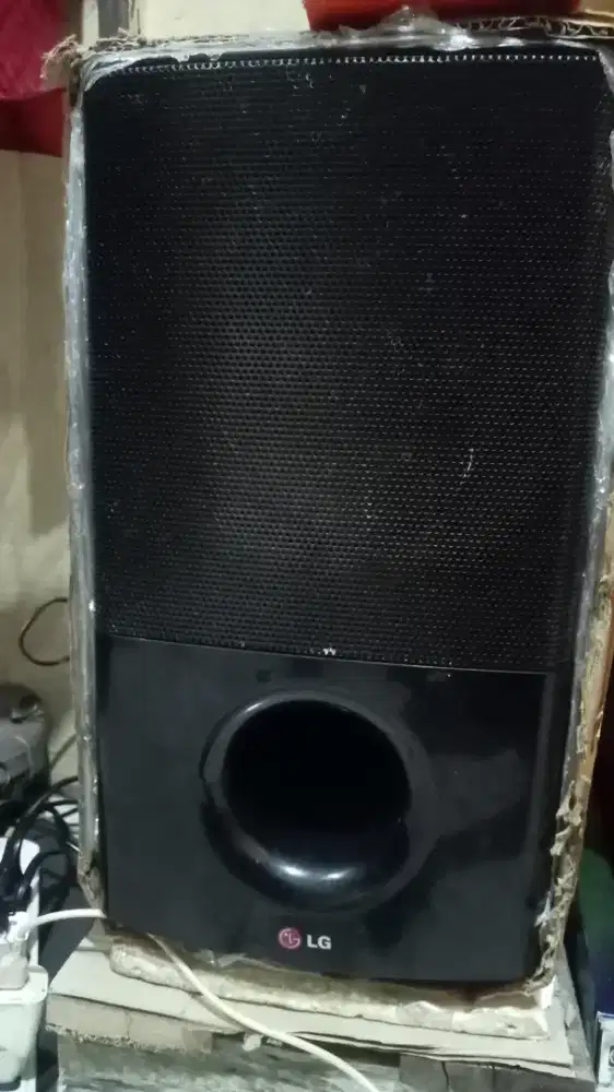 Subwoofer pasif LG