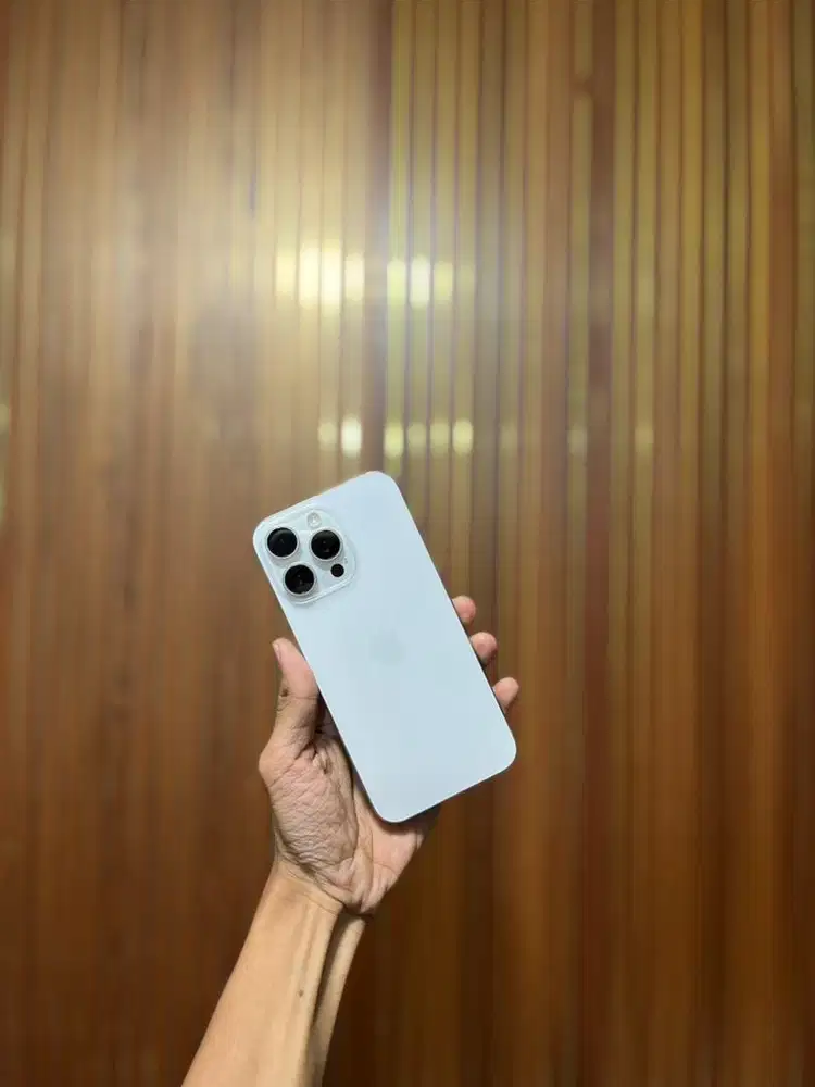 Iphone 15 promax 256gb white titanium resmi indo