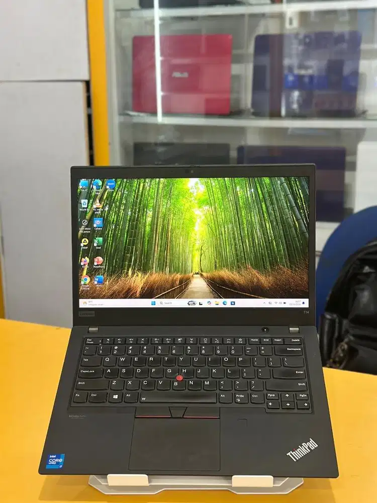 LENOVO THINKPAD T14 | Intel Core i7 Gen 11 | Ram 16 GB/256 GB MULUS!!