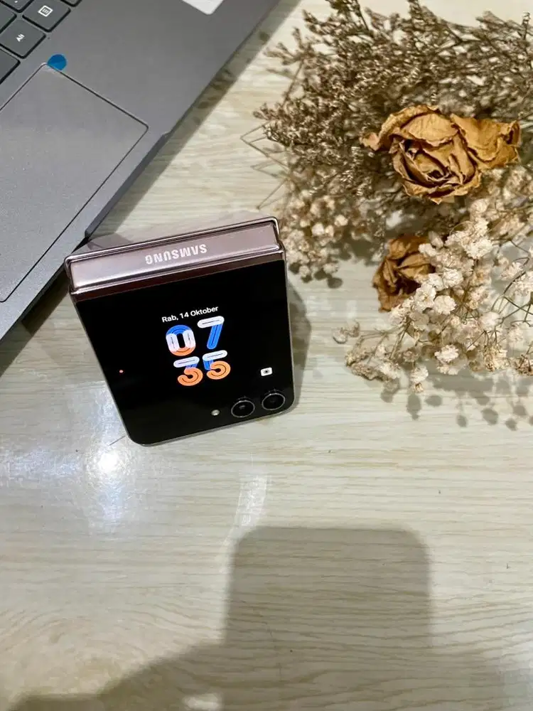 samsung z flip 5 512gb sein ( hp aja )