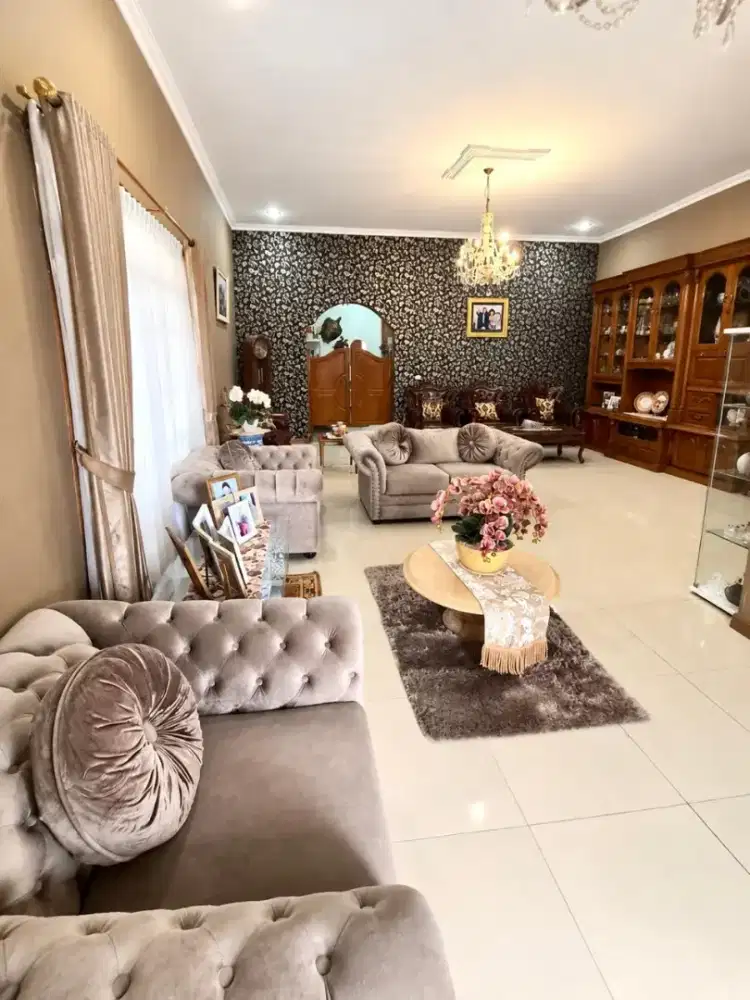 Dijual rumah 1 lantai luas cantik semi furnish dkt pintu tol moh toha