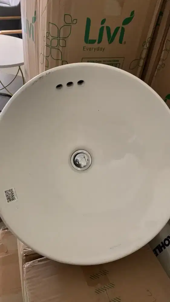 Wastafel Toto bekas