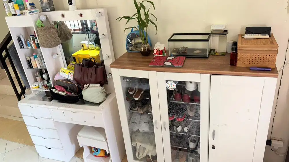Jual Paketan Meja Rias & Lemari Rak Sepatu Second
