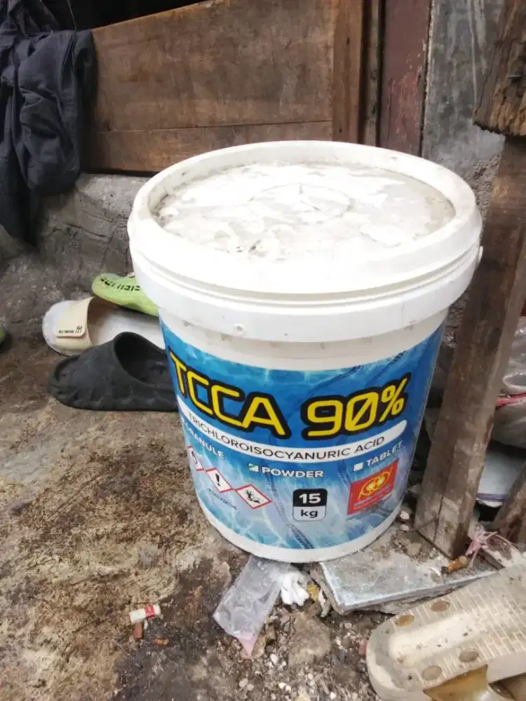Kaporit powder kadar 90%, isi 15kg