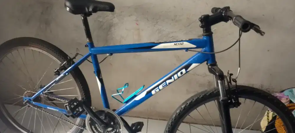Sepeda Genio XC02