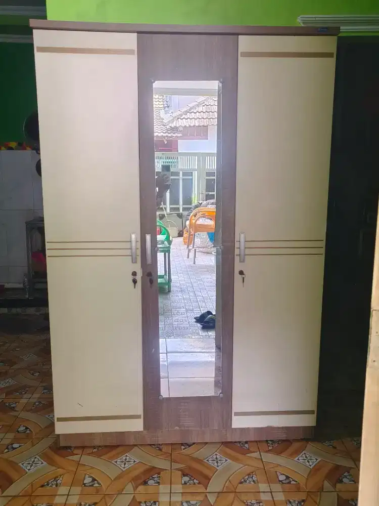 Jual Lemari Pakaian