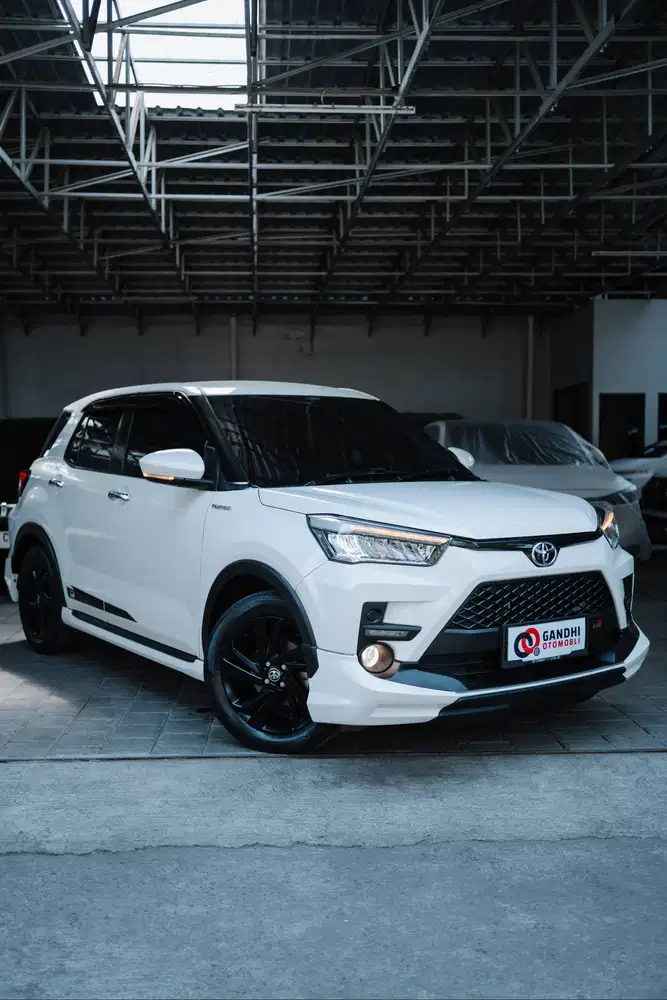 RAIZE GR 1.0 TURBO CVT 2021 PUTIH