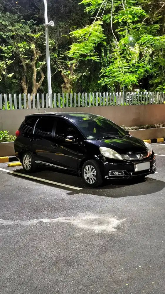 Honda Mobilio E Prestige AT 2014 Matic Hitam Automatic