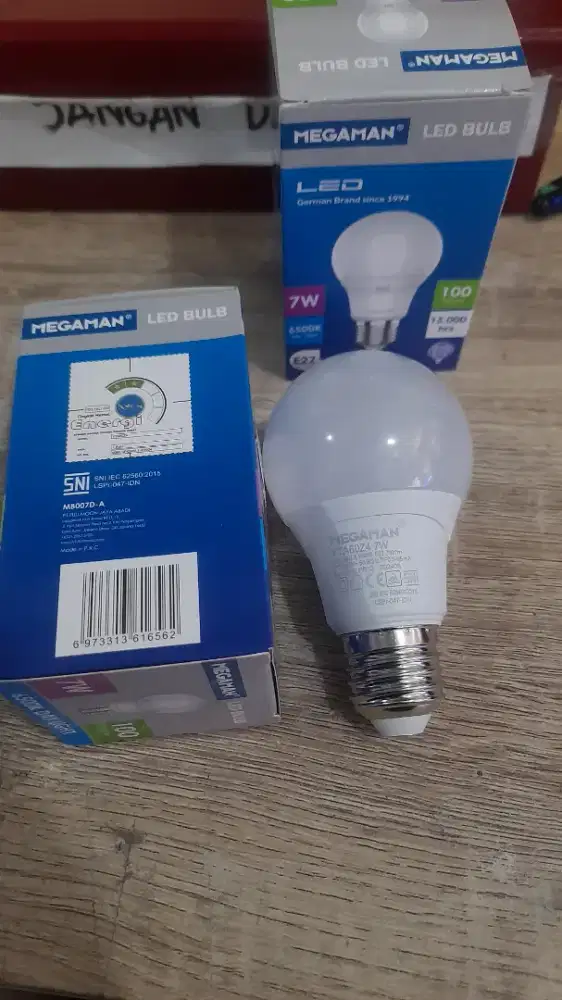 Lampu Megaman 7 watt