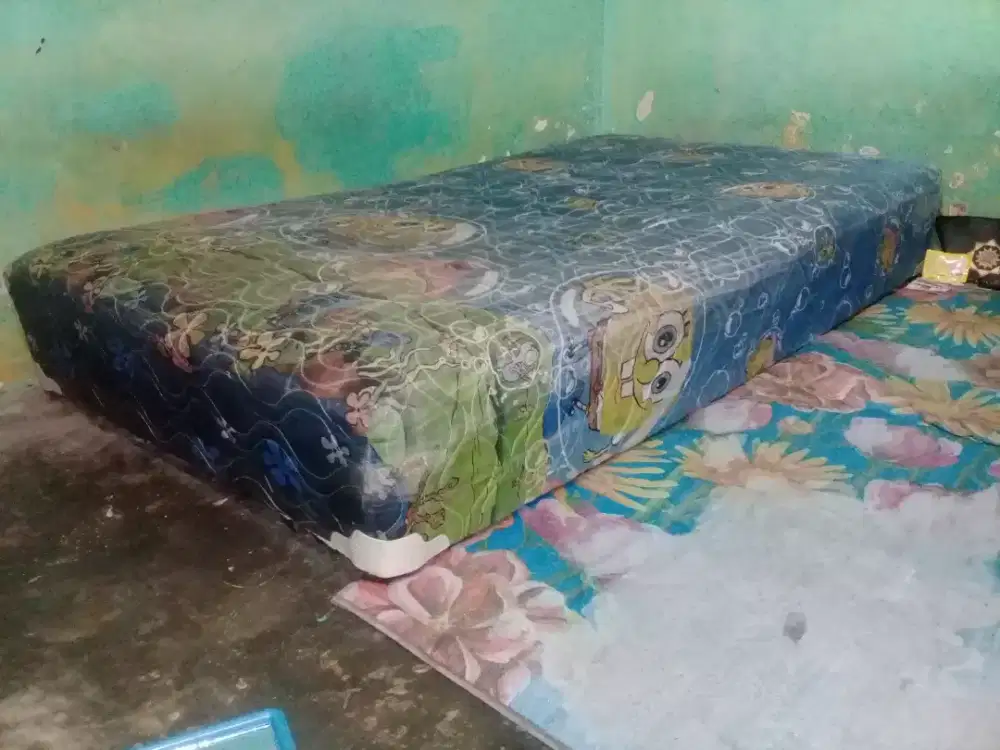 Springbed bekas layak pakai