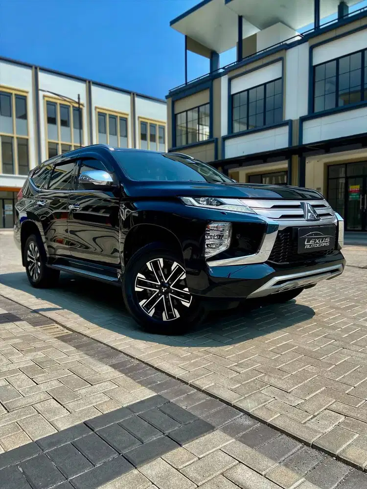 MITSUBISHI PAJERO SPORT DAKAR DIESEL LOW KM TERMURAH DIPASARAN RECORD