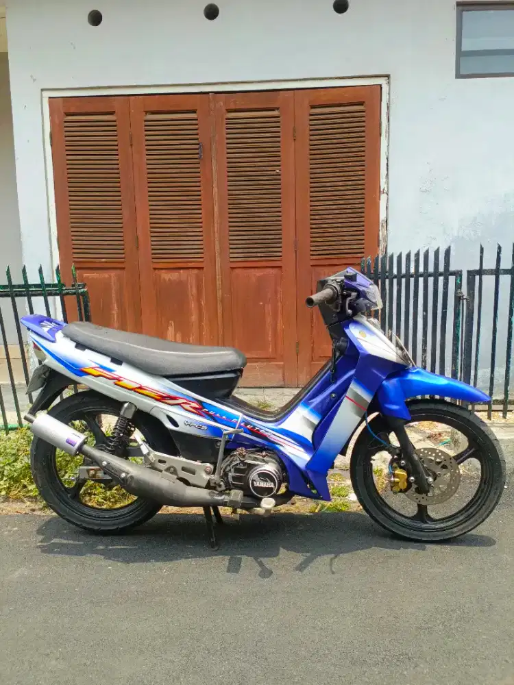 Yamaha f1zr 2003 . Lengkap isi panjang