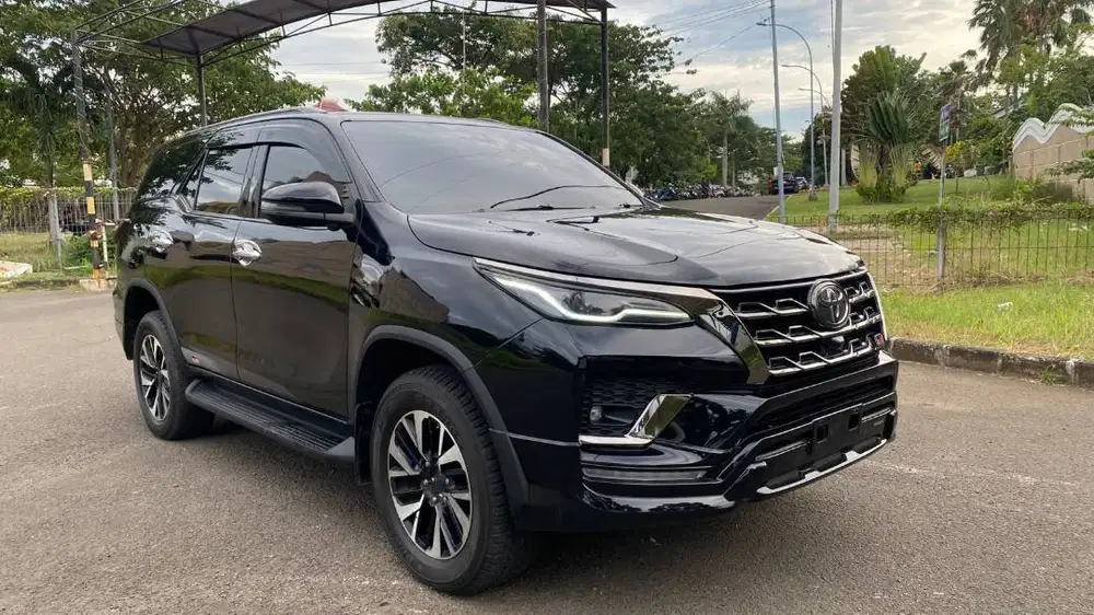 Toyota Fortuner 2.8 GR 4x4 2023