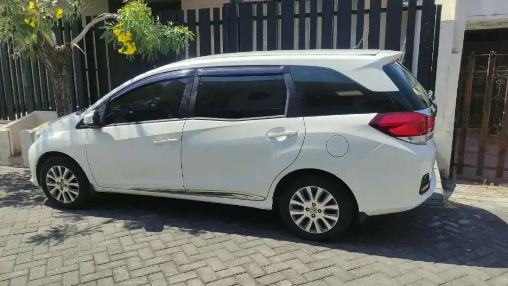 Honda Mobilio 2014