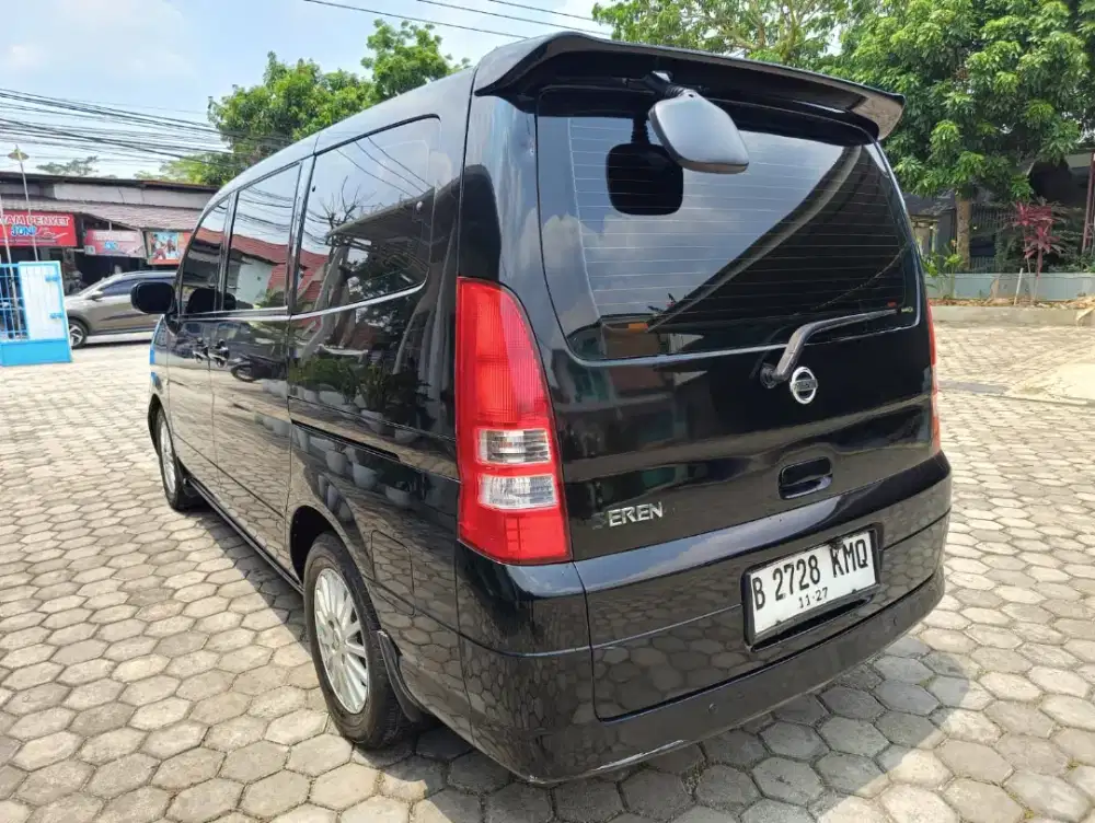 Serena CT 2012 dijual murah aja