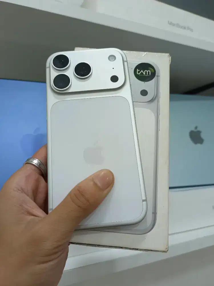 iPhone 17Pro 256Gb, Silver Like a New iBox