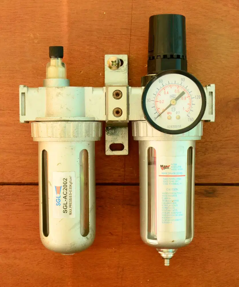 DIJUAL FILTER KOMPRESOR DALAM KONDISI BEKAS