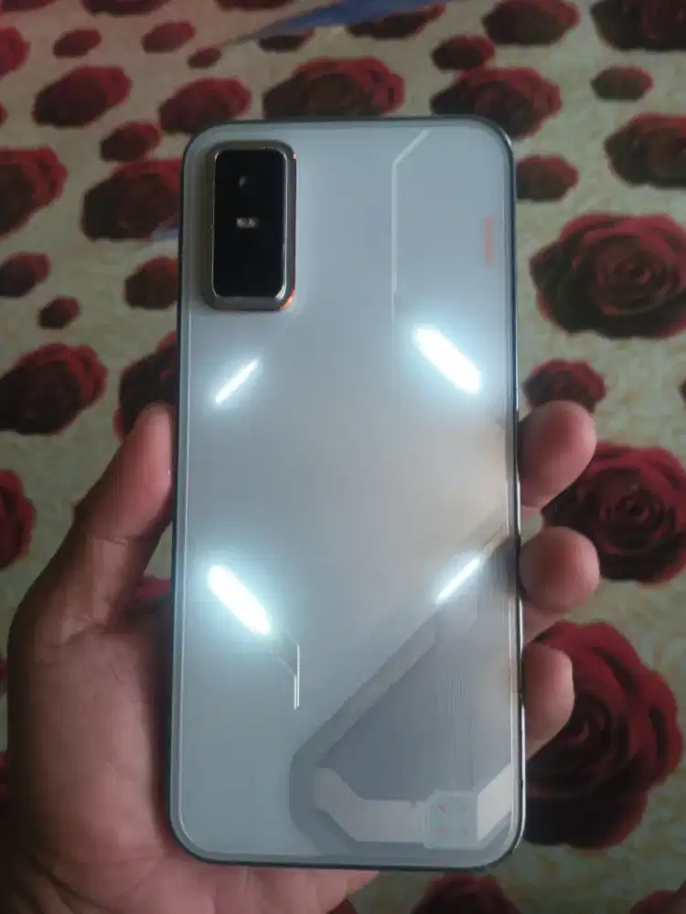 Infinix gt 30 pro 8+8/256 dimensity 8350