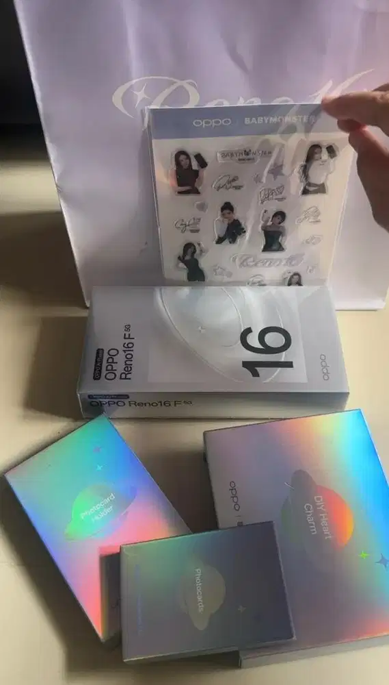OPPO RENO 16F 8/256 Milik Pribadi SPESIAL GIFT BOX