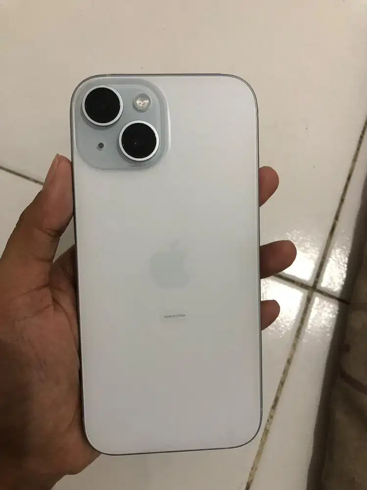 Iphone 15 128 GB Resmi
