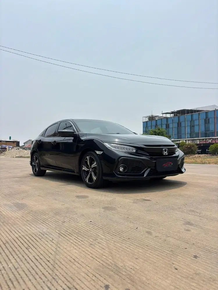 Honda Civic Turbo 1.5 Hatchback ES CVT 2019 Automatic (Hitam Metalik)