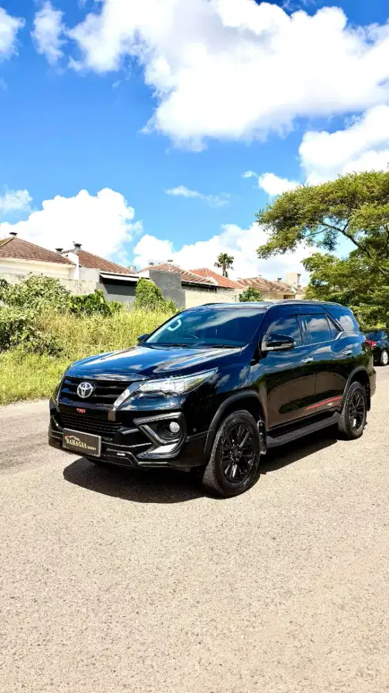 (BARCODE ADA) Fortuner VRZ TRD 2020 Matic AT Diesel Solar Hitam 2019