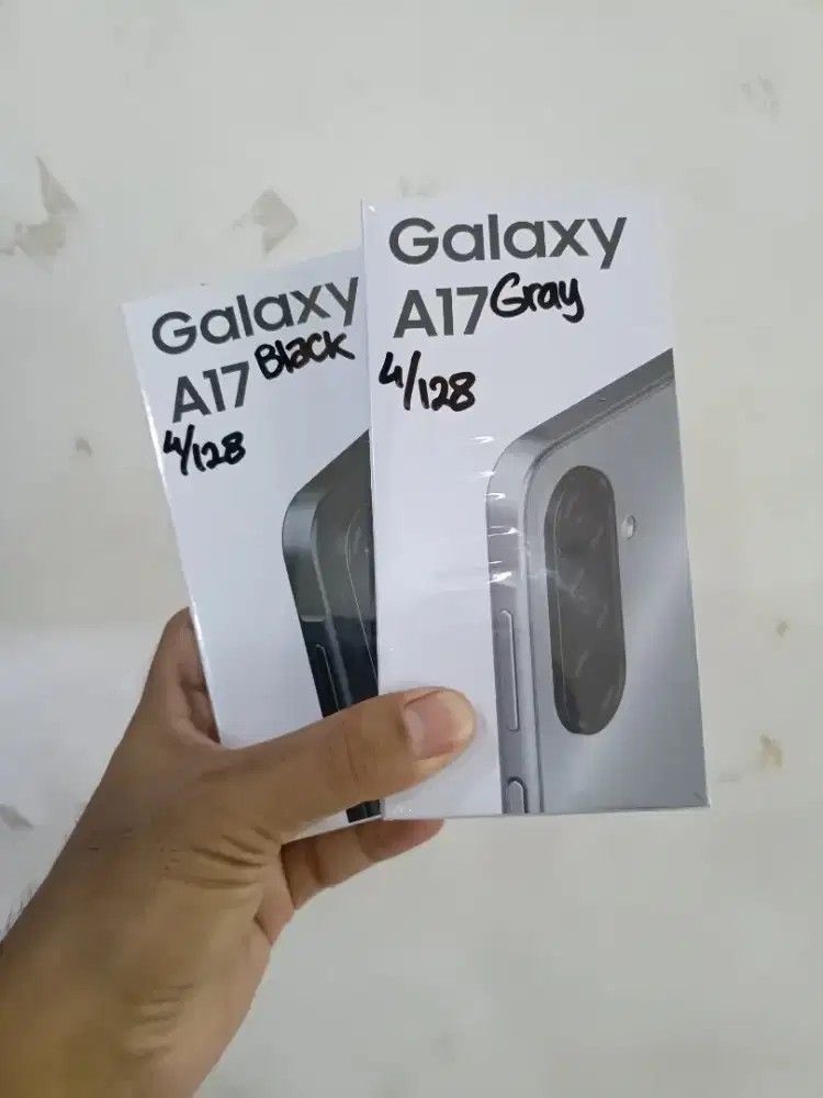 Samsung A17 4/128 black neww