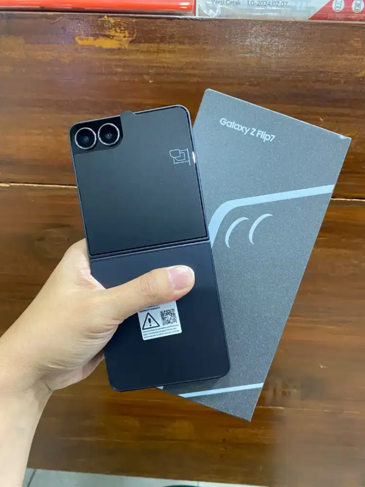 Samsung zflip7 12/256gb open box saja
