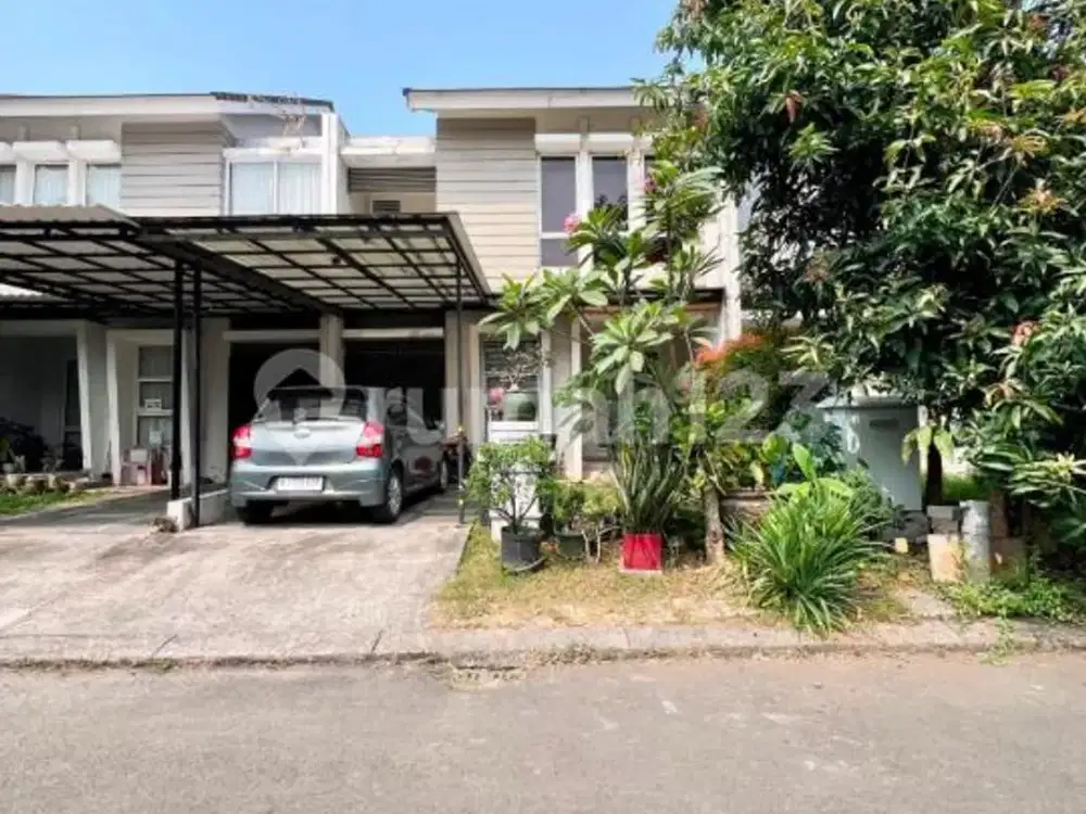 Rumah 2 Lantai Dekat Kolam Renang Alam Sutera Feronia Tangerang