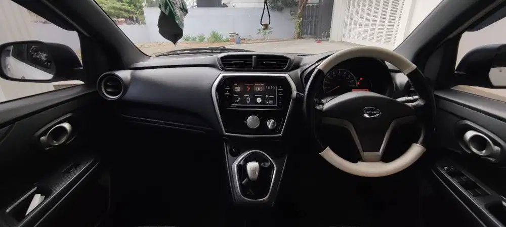 Datsun cross 2018