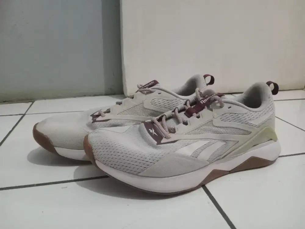 JUAL CEPAT BU Sepatu Reebok Nanoflex tr.v2 Abu Size 45