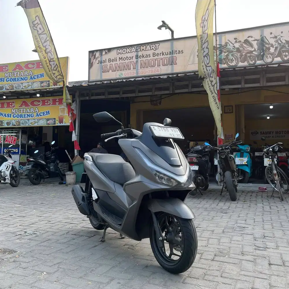 ‼️FREE SERVICE‼️HONDA NEW PCX 160 CBS 2025 ( SECOND LIKE NEW )