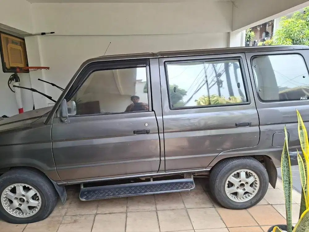 Dijual Tangan Kijang Super 1.5 KF40 Bensin-MT Tangan Pertama Tahun 199