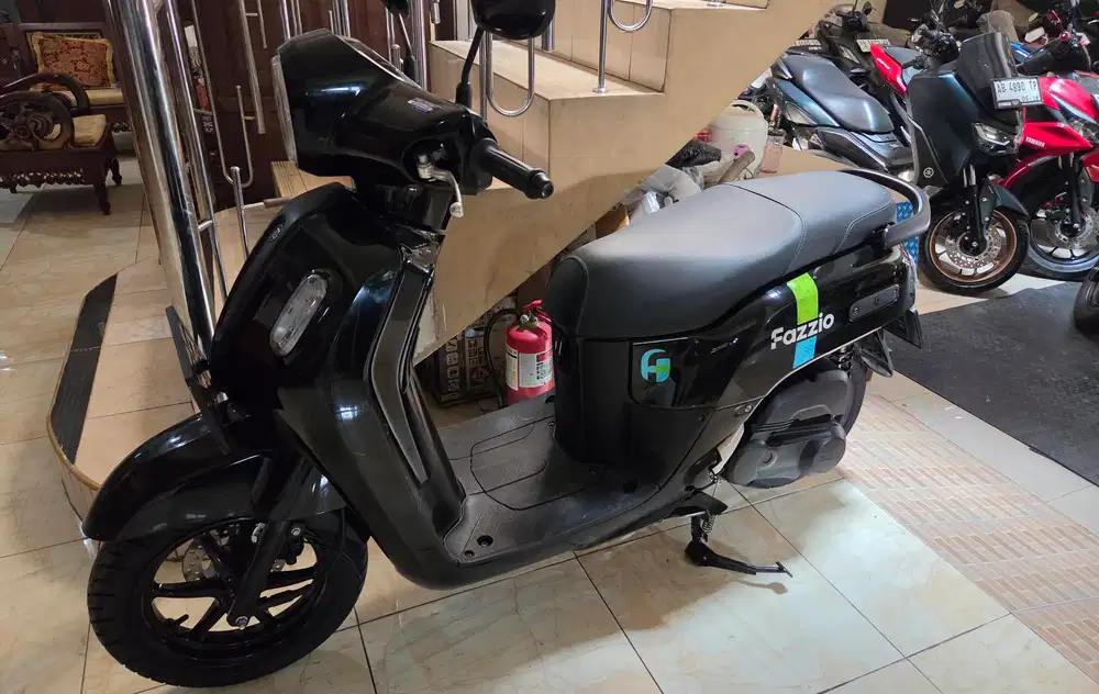 Fazzio 125 hitam glosy 2025 gbm kredit // tunaib