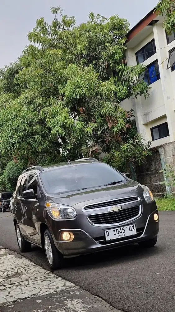 CHEVROLET SPIN LTZ AT 2013