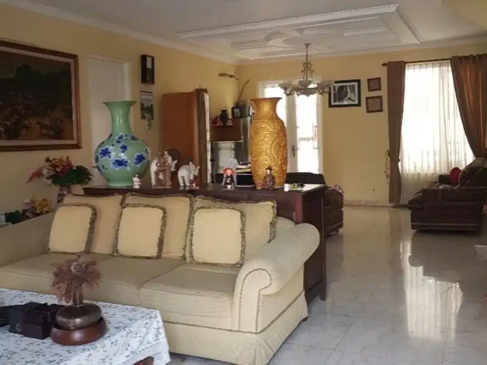 Rumah, 2 Lantai, Full Furnish di Cluster BSD Timur  - Selangkah dengan German School, 4+1 KT