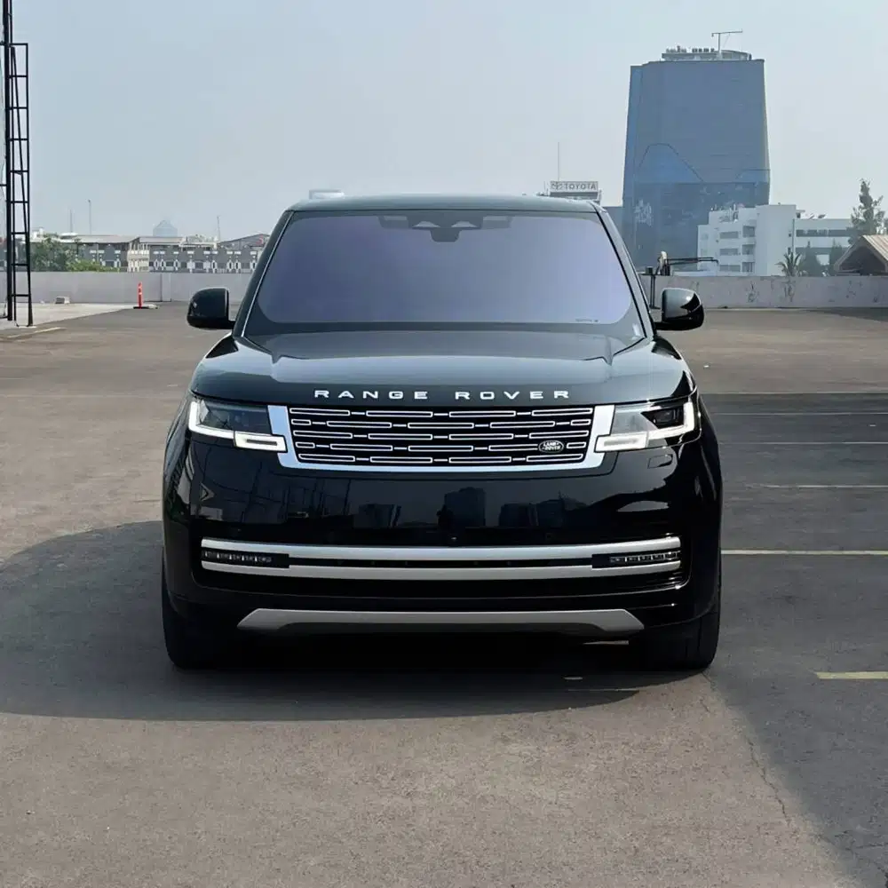 2022 LAND ROVER RANGE VOGUE P530 AUTOBIOGRAPHY LWB 7 Seater KM 8.5xx