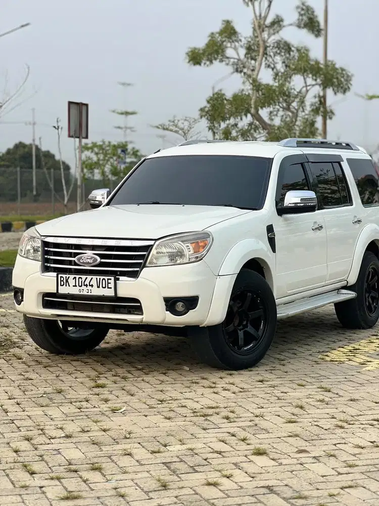 Ford eversr 4x4 manual 2011