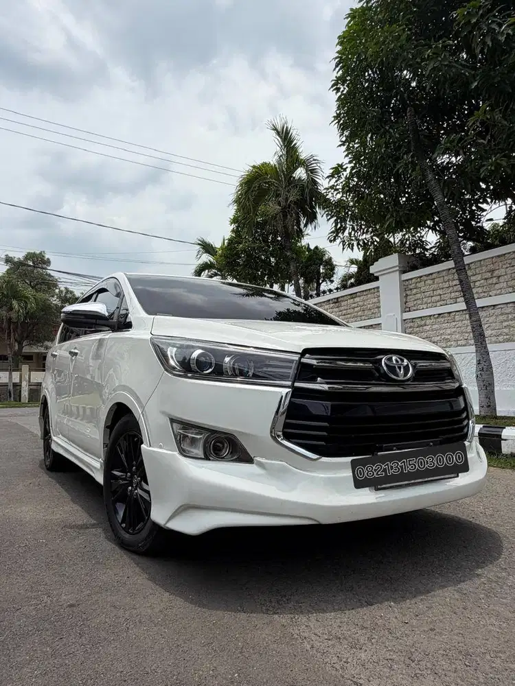 Toyota Innova/ Venturer solar 2017.Istimewa