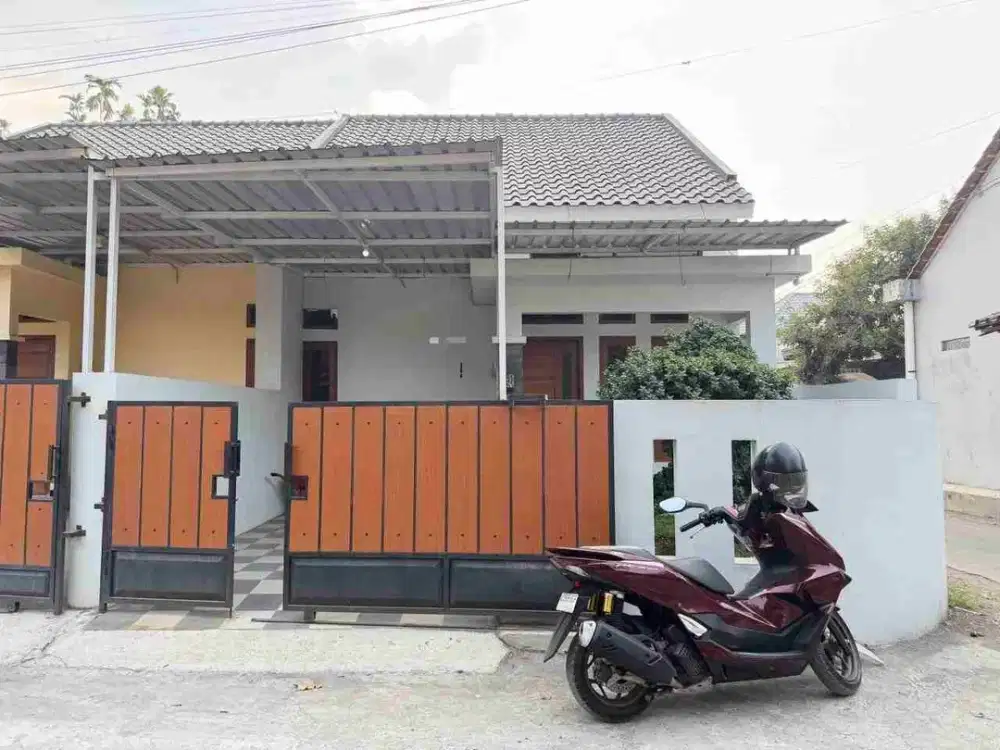 RUMAH MURAH HOOK DEKAT KE BANDARA ADI SUMARMO SOLO