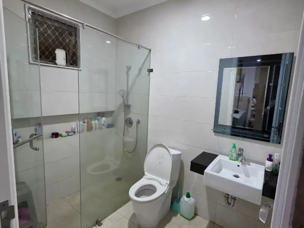 Dijual Rumah Furnish East Asia Green Lake City