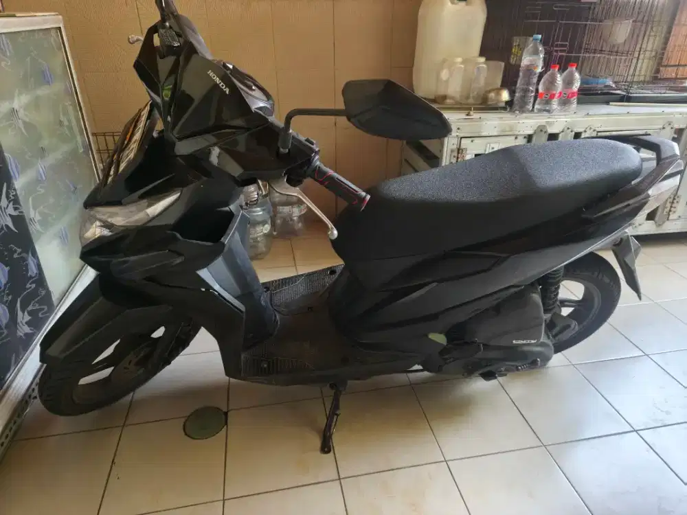 Jual motor beat THN 2018 dari tangan pemilik