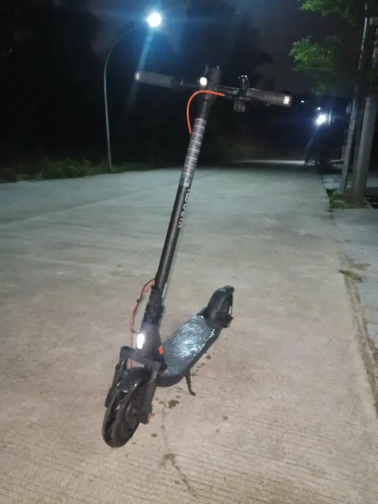 Di jual scooter listrik xiaomi