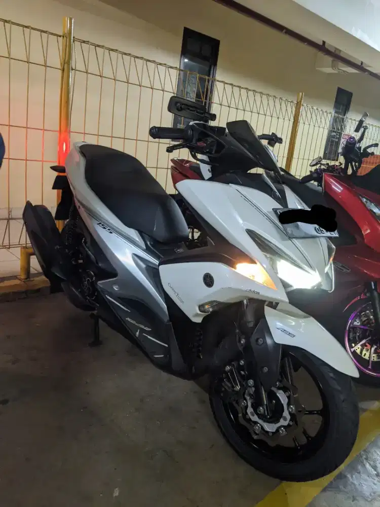 Yamaha Aerox istimewa 2017 terawat mewah surat lengkap BPKB STNK