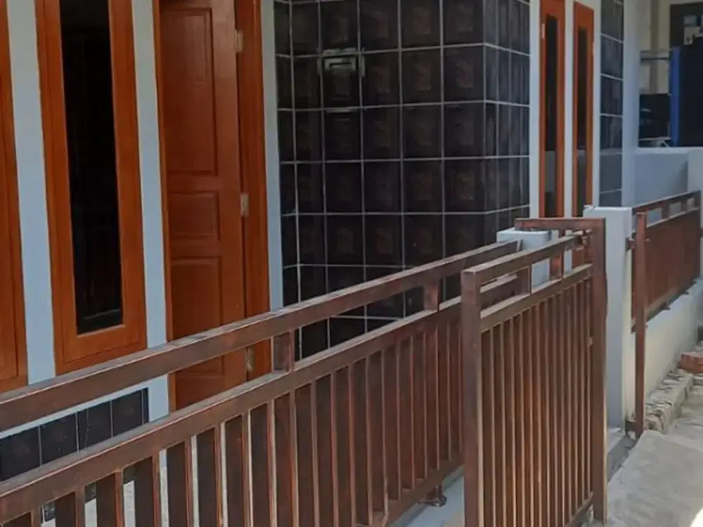 RUMAH DIKONTRAKAN DEKAT STASIUN CILEBUT BOGOR