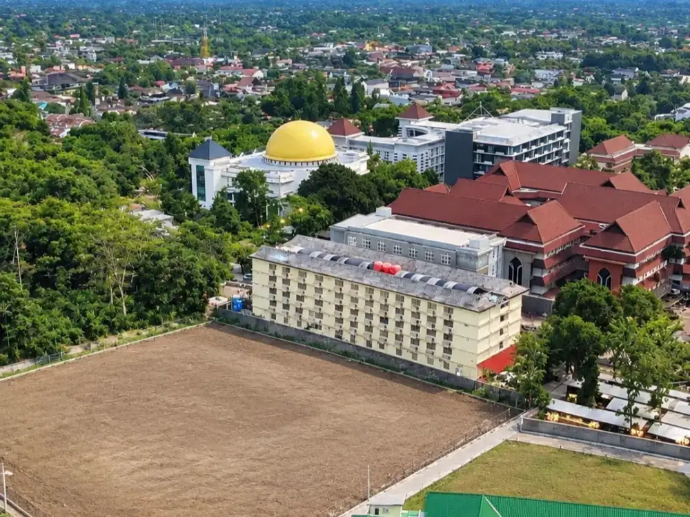Tanah Nempel Kampus UII Sleman Jogja