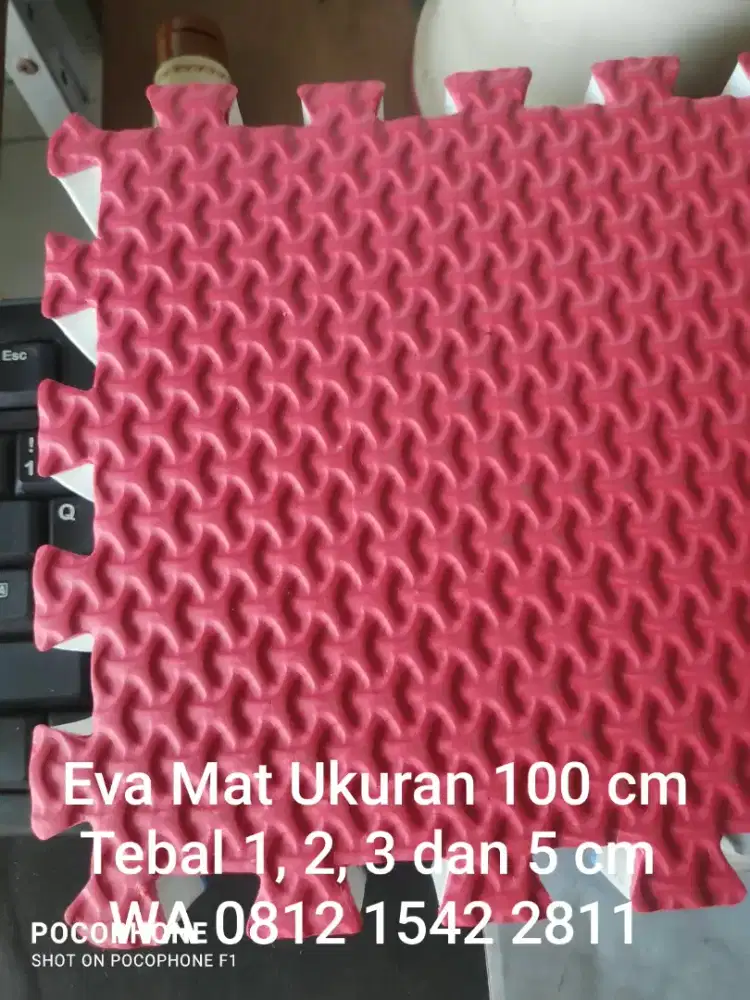 Eva Mat Ukuran 100 cm
Tebal 1 cm
